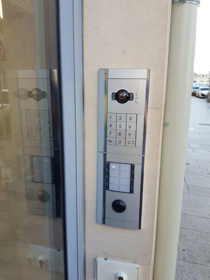Апартаменты 16 Rue Des Dominicains Нанси Экстерьер фото