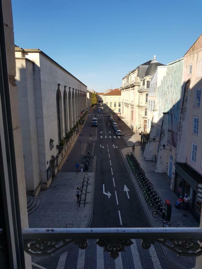 Апартаменты 16 Rue Des Dominicains Нанси Экстерьер фото